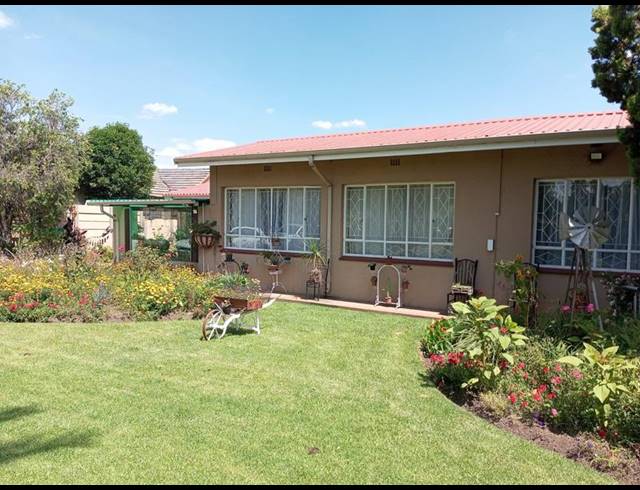 3 BEDROOM HOUSE FOR SALE IN POLLAK PARK